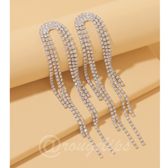 Rhinestone Tassel Drop Earrings Long Silver Tone - Picture 2 of 4